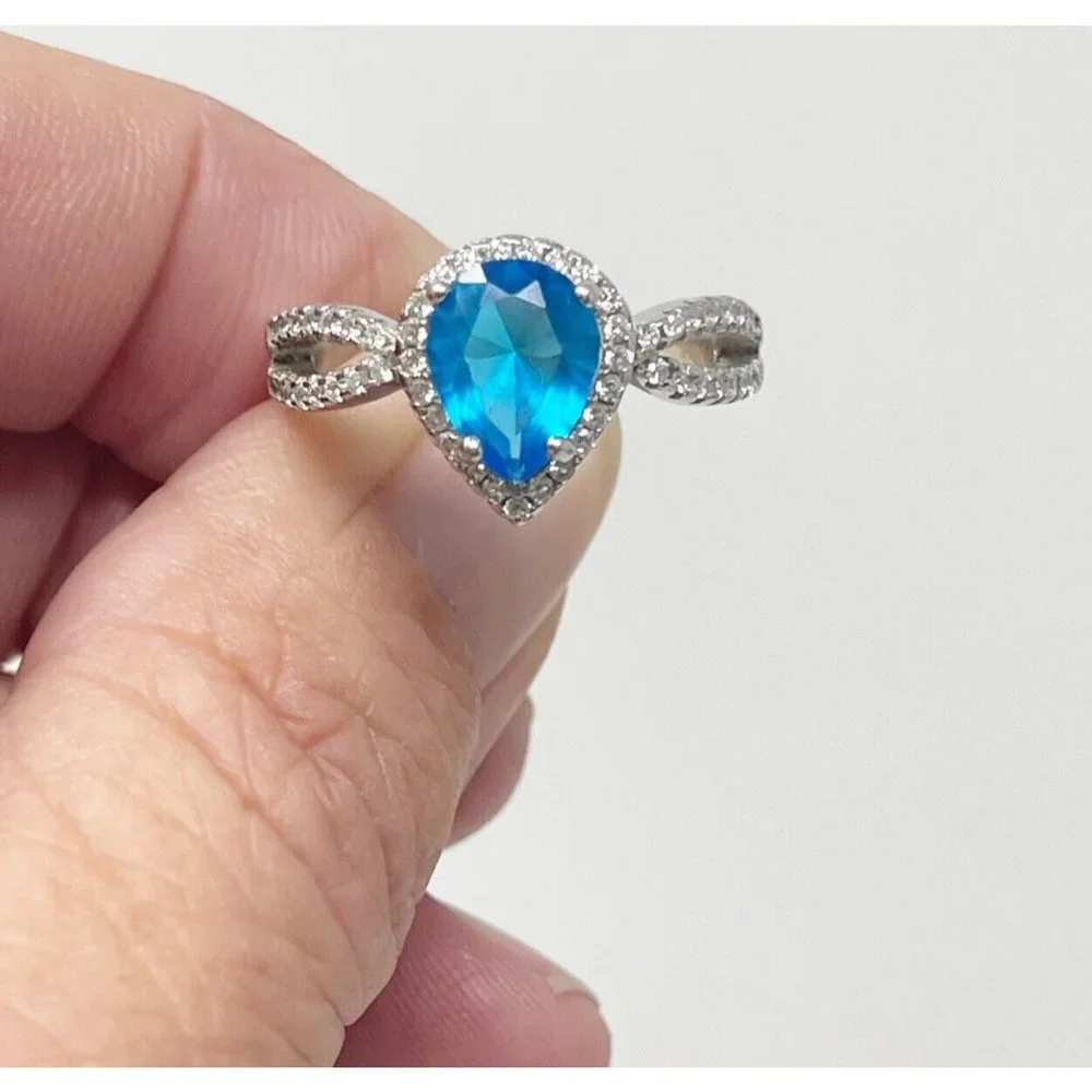 925 Sterling Silver Blue & Clear Cubic Zirconia Dinner Cocktail Ring Size 7